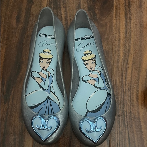 Mini Melissa Gray Cinderella Heart Flats - Picture 1 of 1